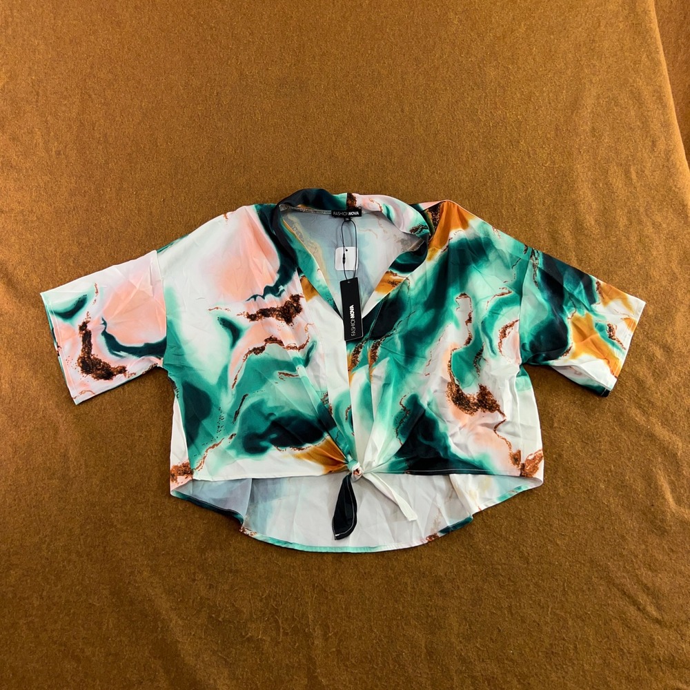 Fashion Nova Womens Medium Green Marble Satin Front Tie Cropped Blouse NWT